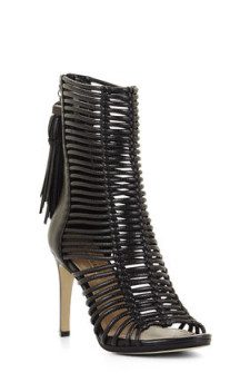 BCBG, LEDDER HIGH-HEEL STRAPPY DAY SANDAL